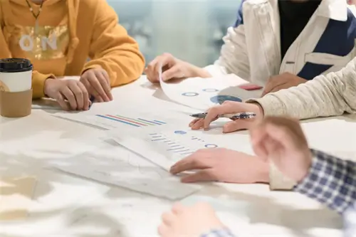 《危城》电影解读